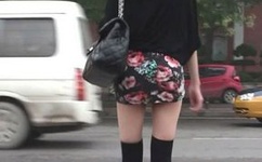 迈开腿让我的坤坤桶你